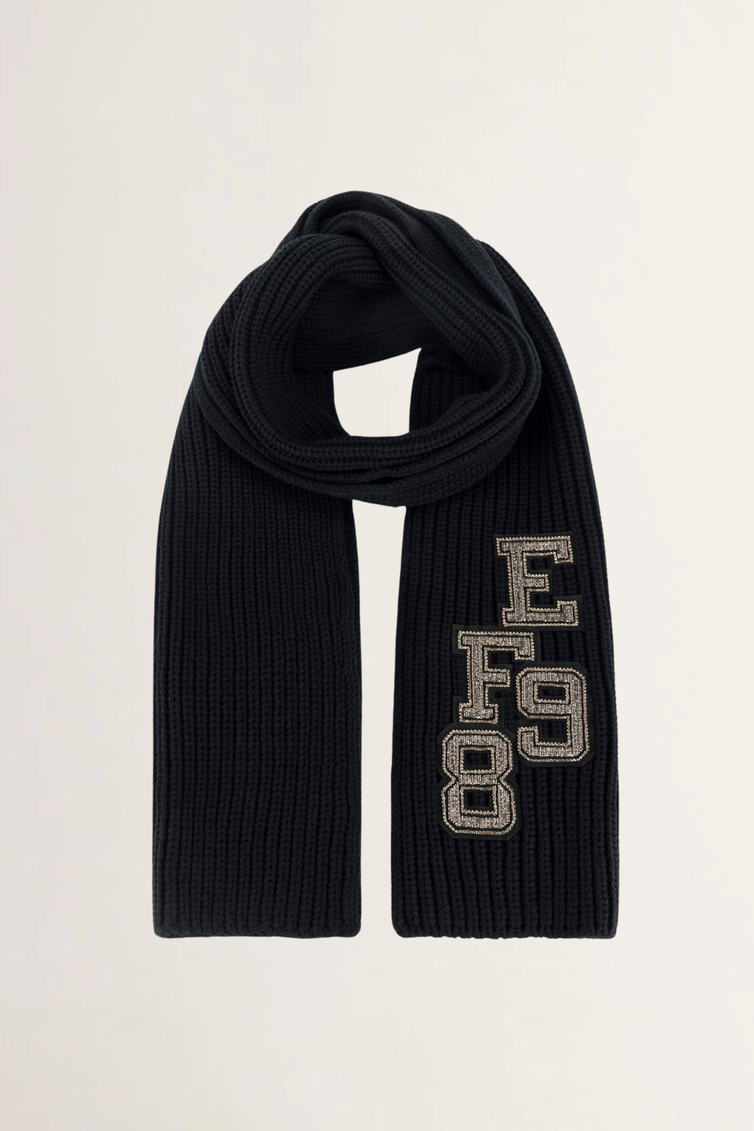 College Style Patch Ribbed Wool Scarf