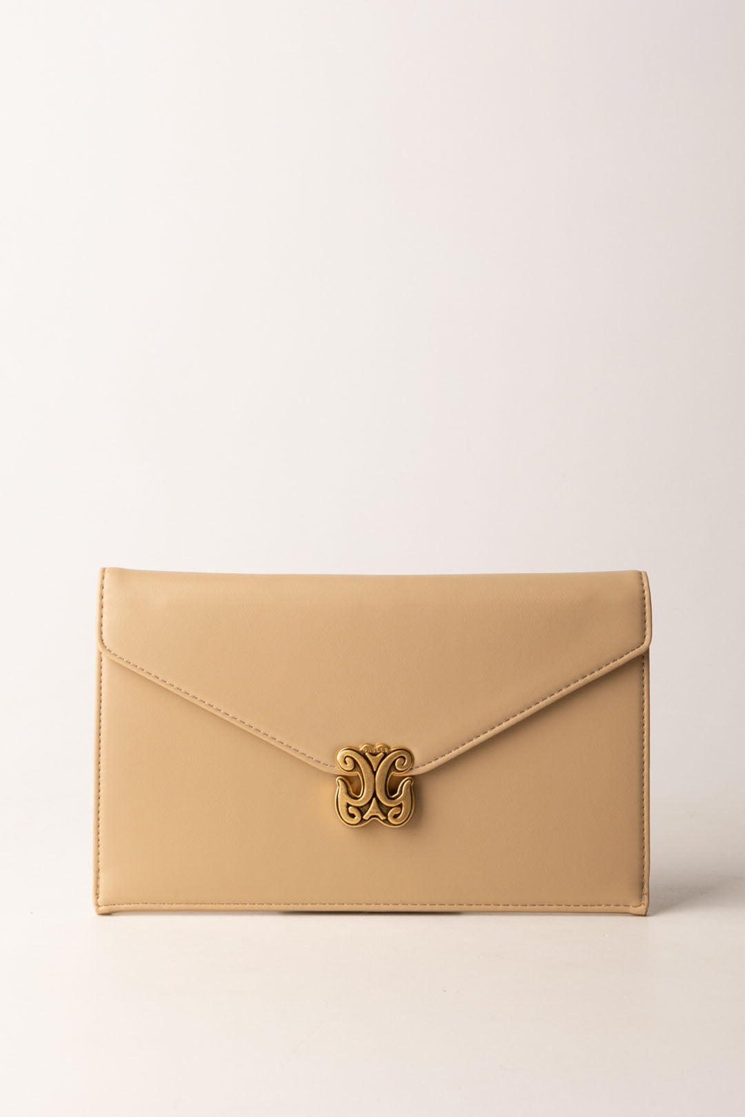 Pochette avec logo doré