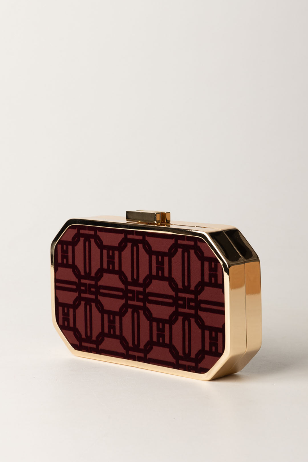 Clutch de tela flocada