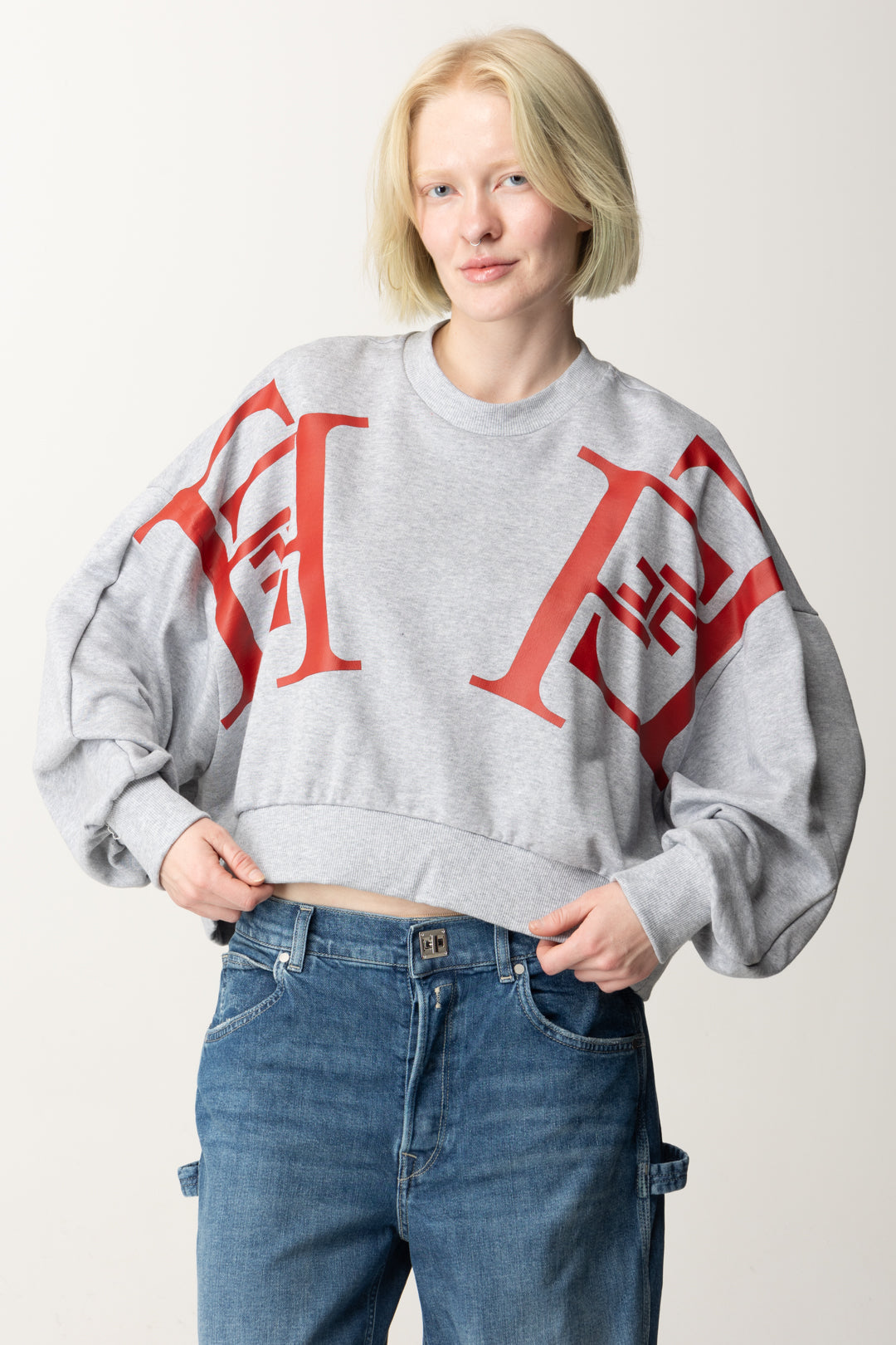 Kurzes Sweatshirt mit Maxi-Logo-Print