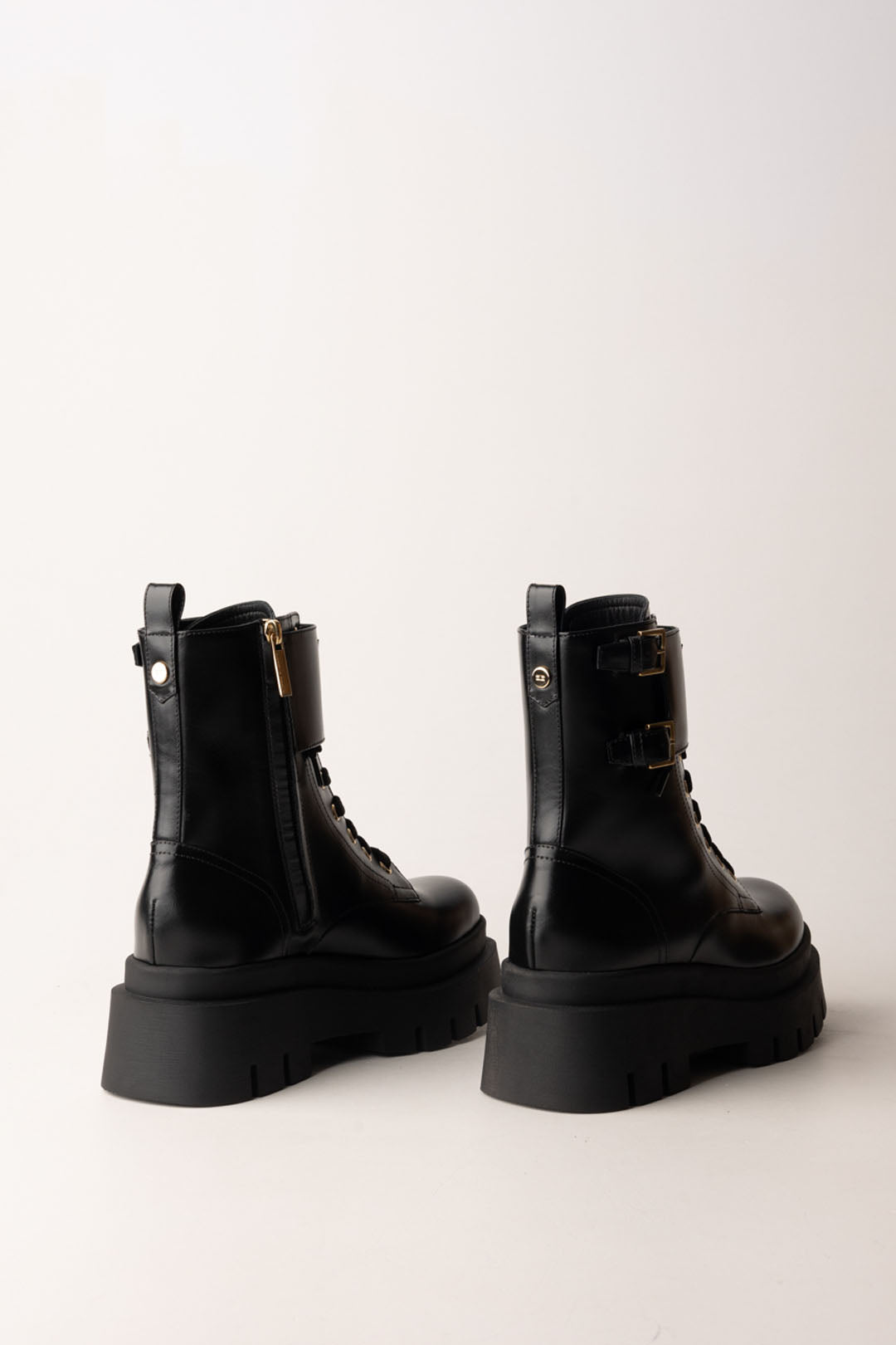 Combat boots en cuir avec plaque logo