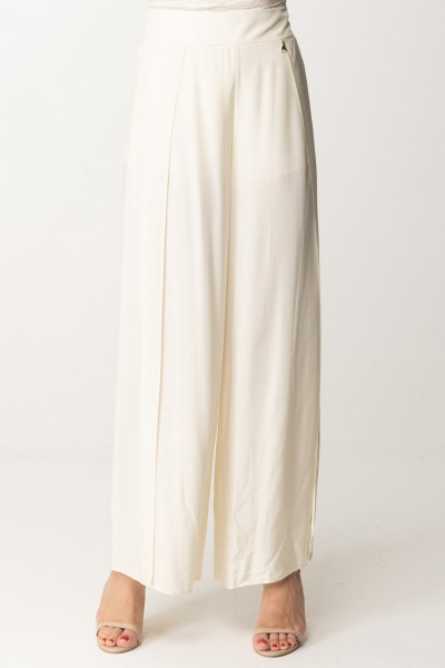 Patrizia Pepe  Wide trousers with slits 2P1595 A057 RAW WHITE
