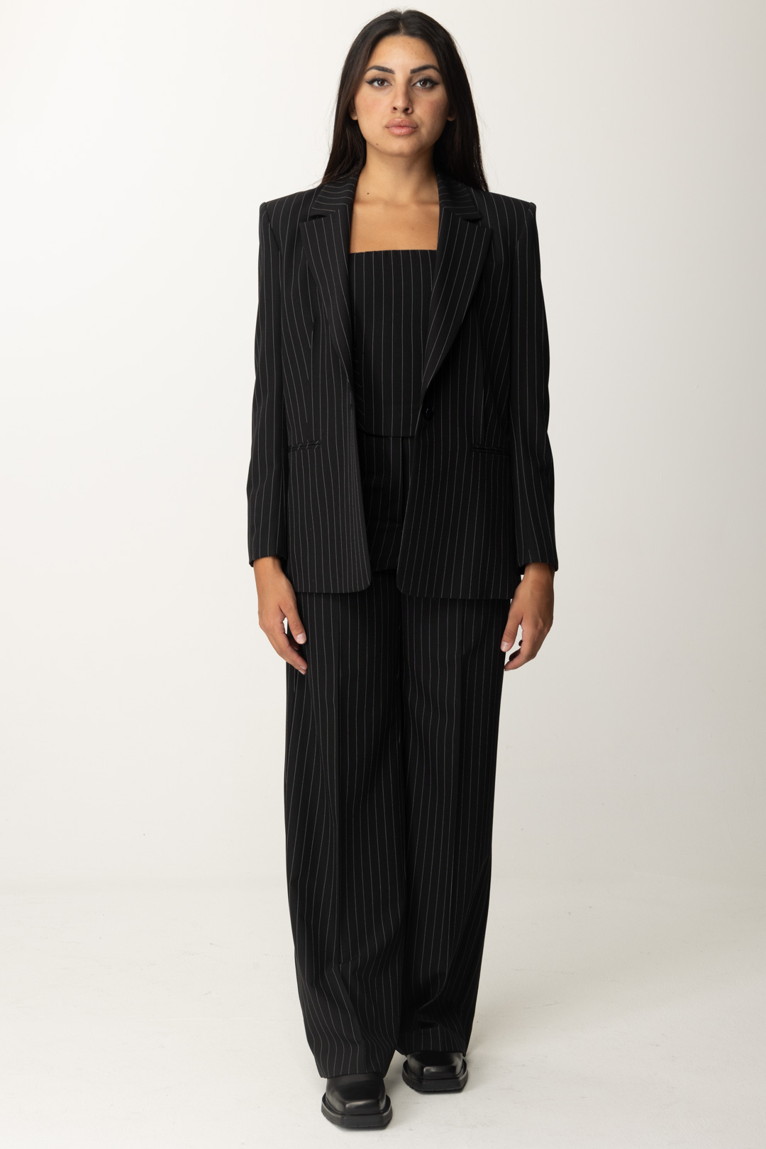 Vorschau: Patrizia Pepe Nadelstreifenblazer aus Flanell Black Stripes